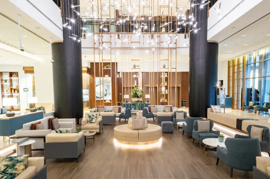 Дубай: Amwaj Rotana, Jumeirah Beach