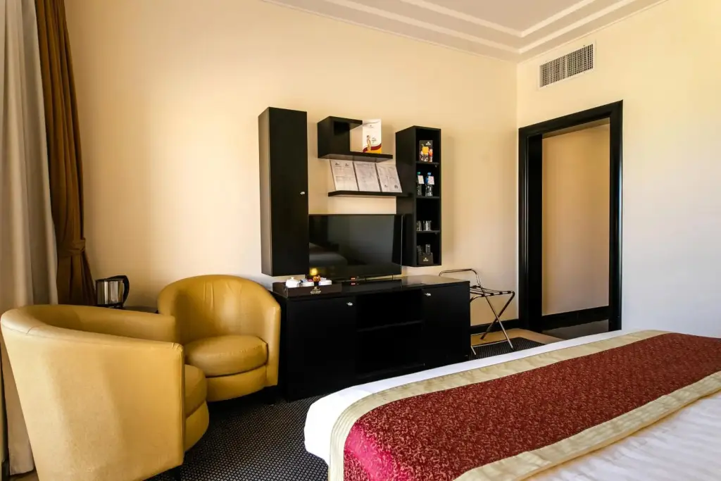 Дибба: Royal Beach Hotel & Resort