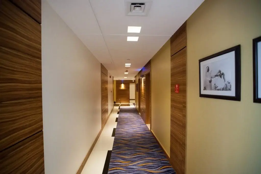 Дубай: Отель Four Points by Sheraton Bur Dubai