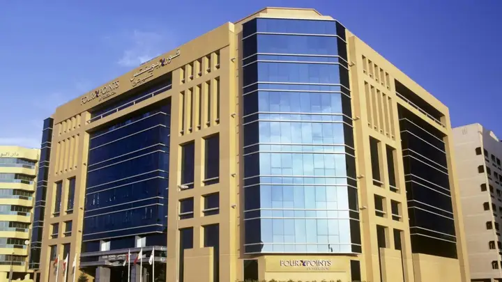 Дубай: Отель Four Points by Sheraton Bur Dubai