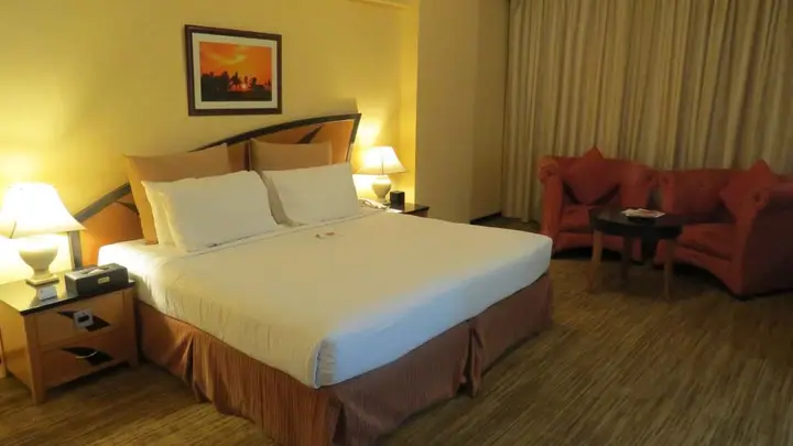 Дубай: Отель The Park Hotel Formerly Al Jawhara Gardens