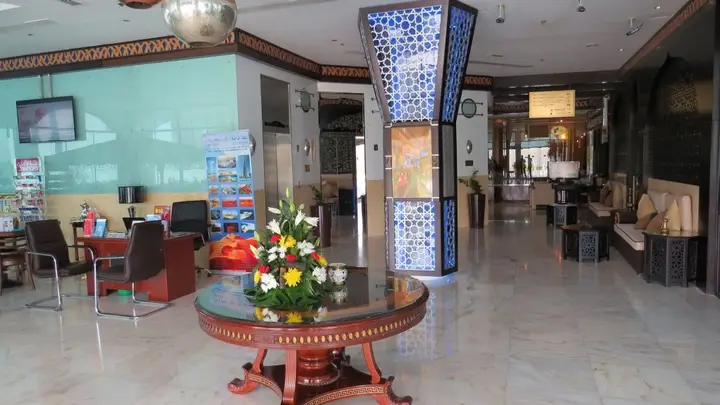Дубай: Отель The Park Hotel Formerly Al Jawhara Gardens