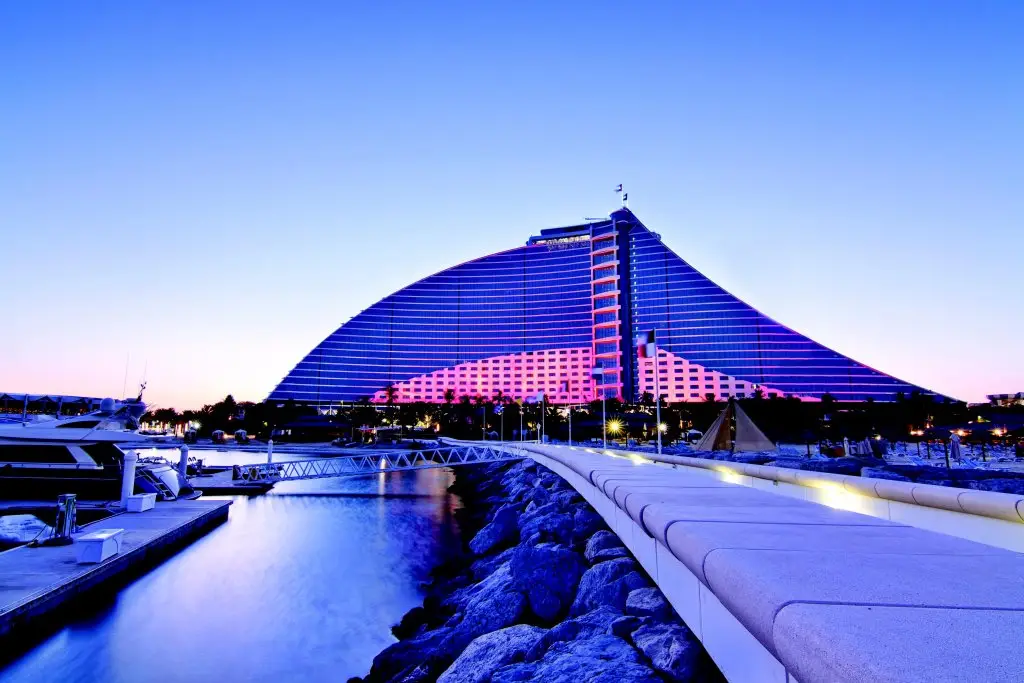 Jumeirah Beach Hotel Dubai — фото 1