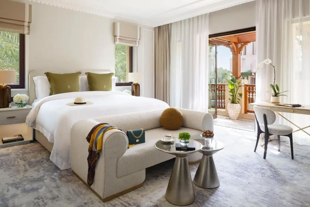 Дубай: Jumeirah Dar Al Masyaf