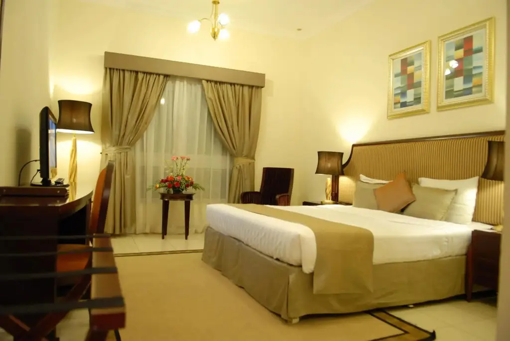 Дубай: Al Manar Hotel Apartments