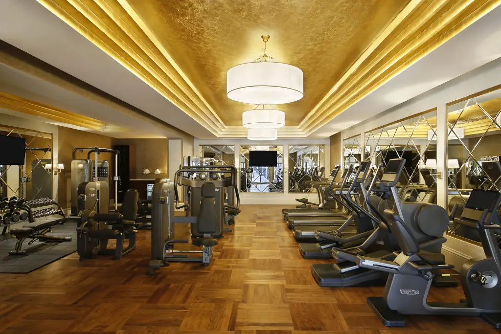 Дубай: Отель Al Habtoor Palace