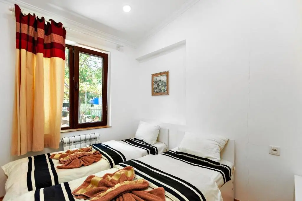 Тбилиси: 31 Toidze Apartment