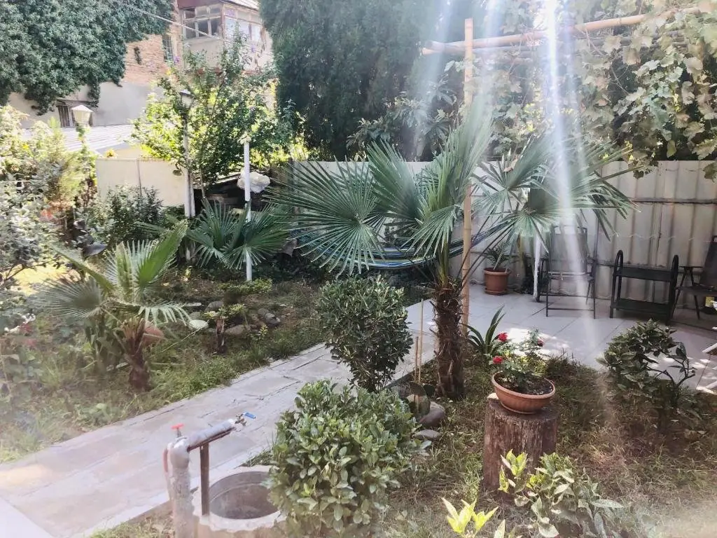 Тбилиси: 31 Toidze Apartment