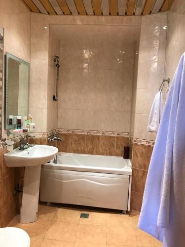 Баку: Nizami Boulevard Serviced Apartments