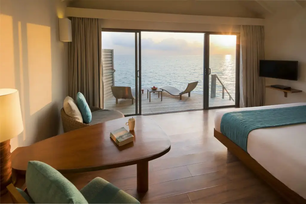 Северный атолл Мале: Centara Ras Fushi Resort & Spa Maldives