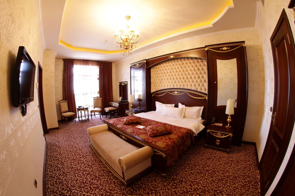 Golden Palace Hotel Resort and SPA — фото 1