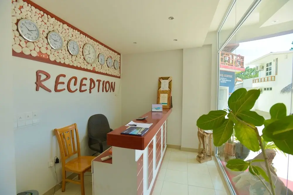 Расду: Rasdhoo Grand & Spa