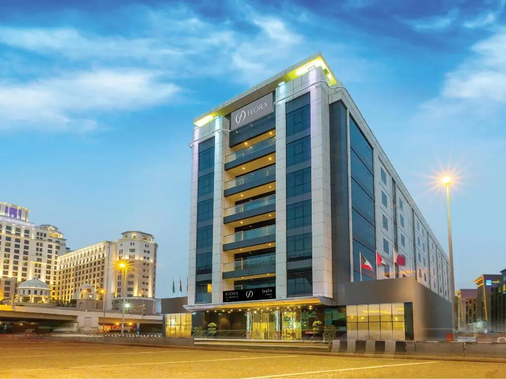 Дубай: Flora Al Barsha Hotel at the Mall