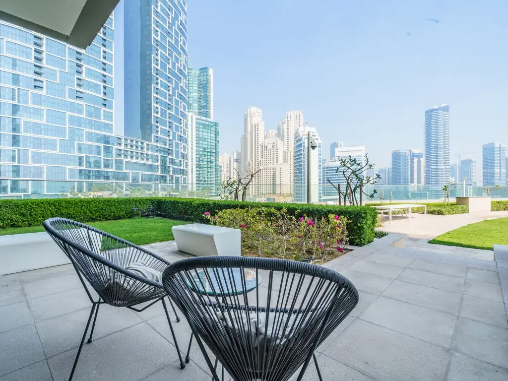 Дубай: Апартаменты Gorgeous 1 BR with Private Terrace | Marina View