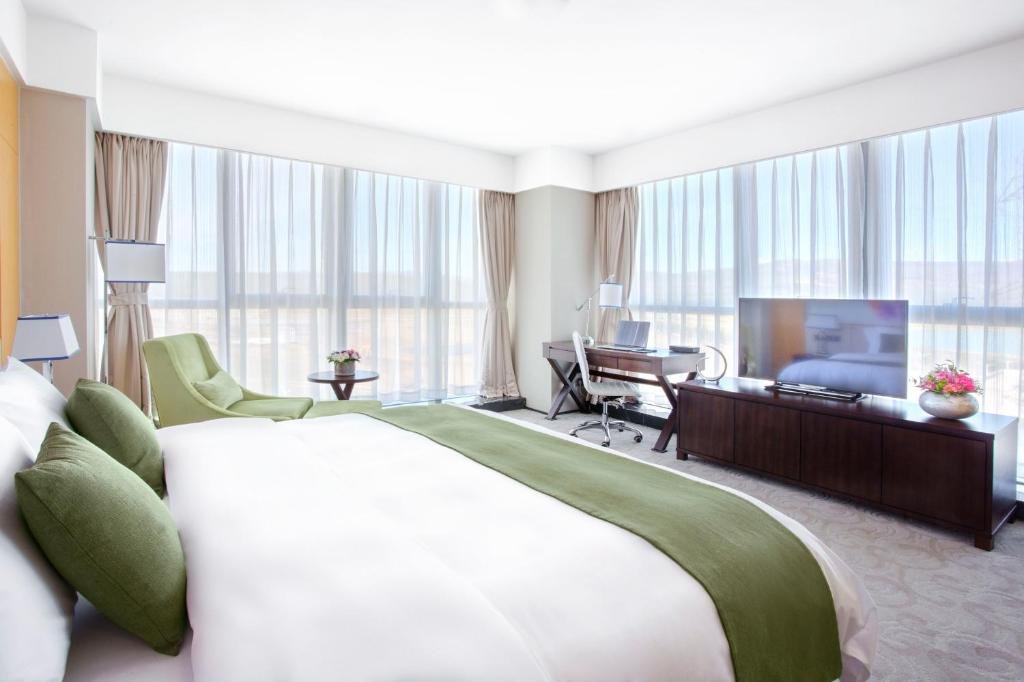Тбилиси: Hotel Hotels & Preference Hualing Tbilisi Mimino