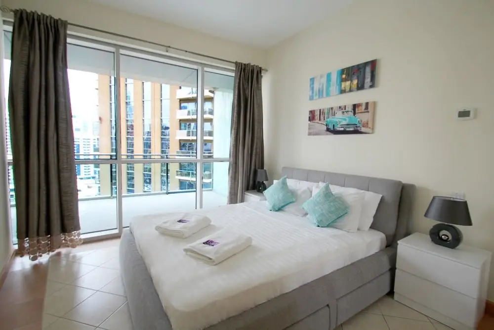 Дубай: Kennedy Towers - Marina Terrace