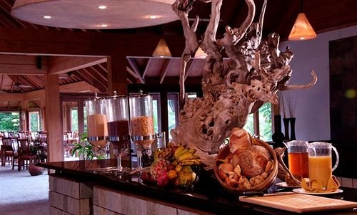 Миду (Атолл Адду): Canareef Resort Maldives