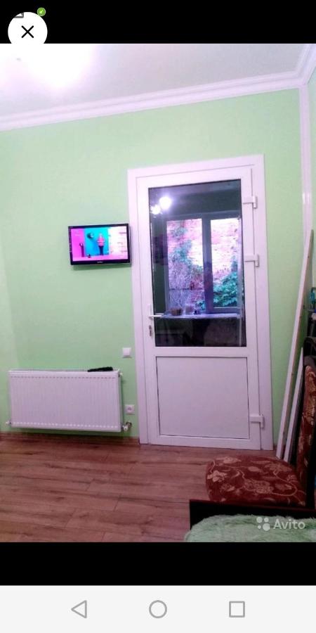 Кисловодск: Двухкомнатная квартира на К.Маркса 6