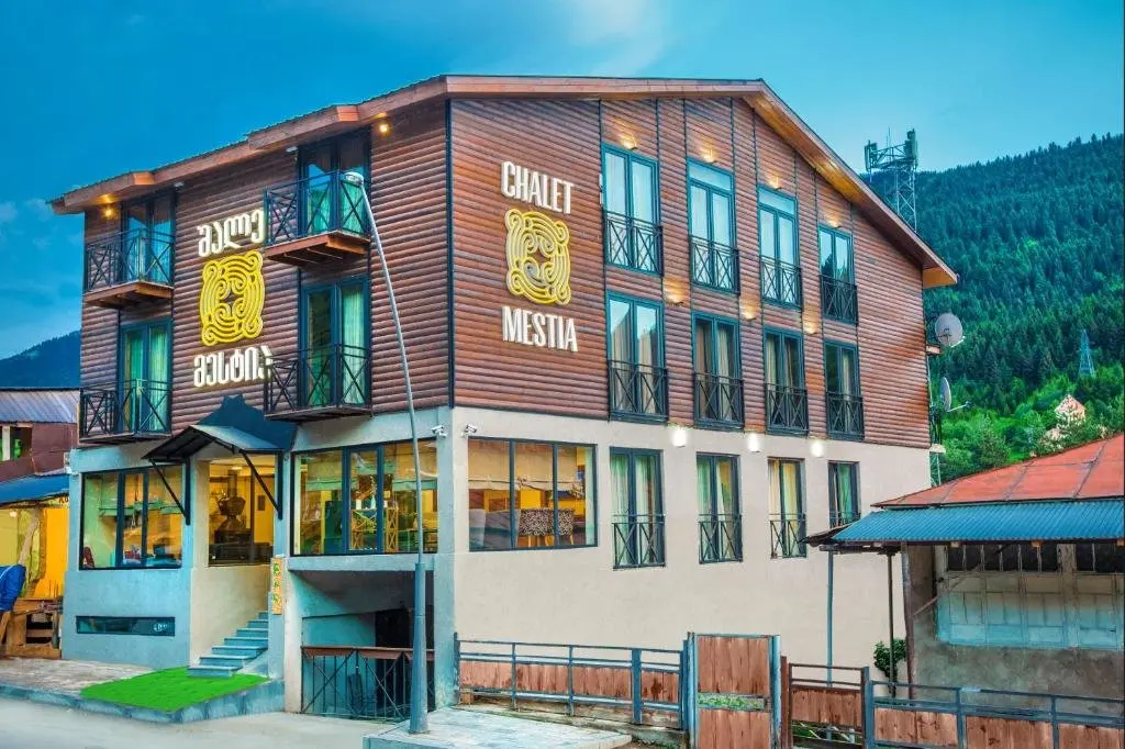 Местиа: Отель Chalet Mestia