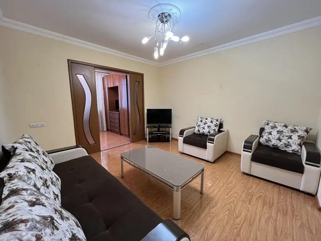 Апартаменты Nalbdnadyan 50 Apt. — фото 1