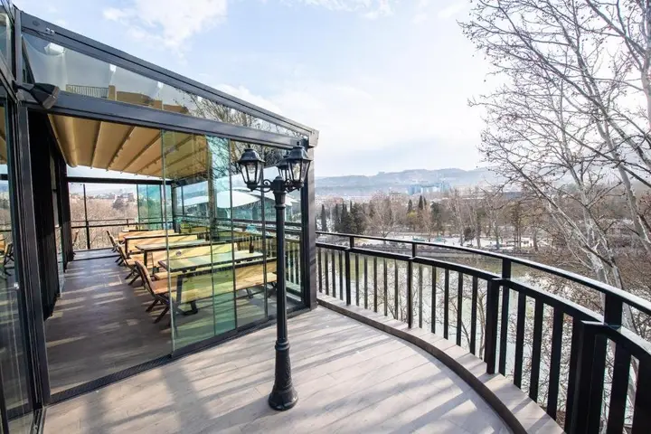 Тбилиси: Hotel Just Inn Hotel Mimino