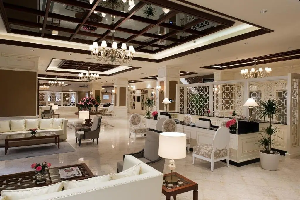Батуми: Отель Divan Suites Batumi