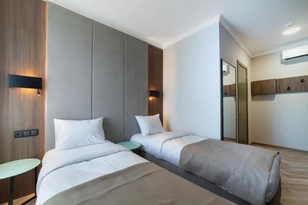 Тбилиси: Hotel Old Wall