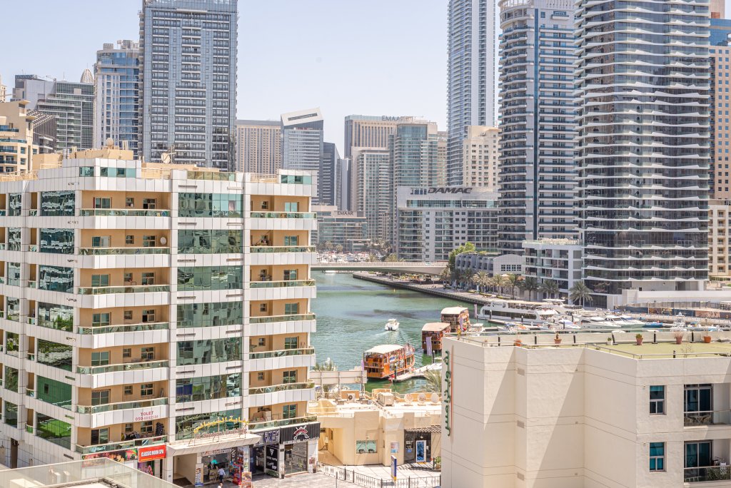 Marina view Spacious studio Newly decorated Dubai Apartments — фото 1