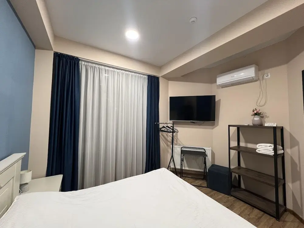 Тбилиси: Hotel Sky Room