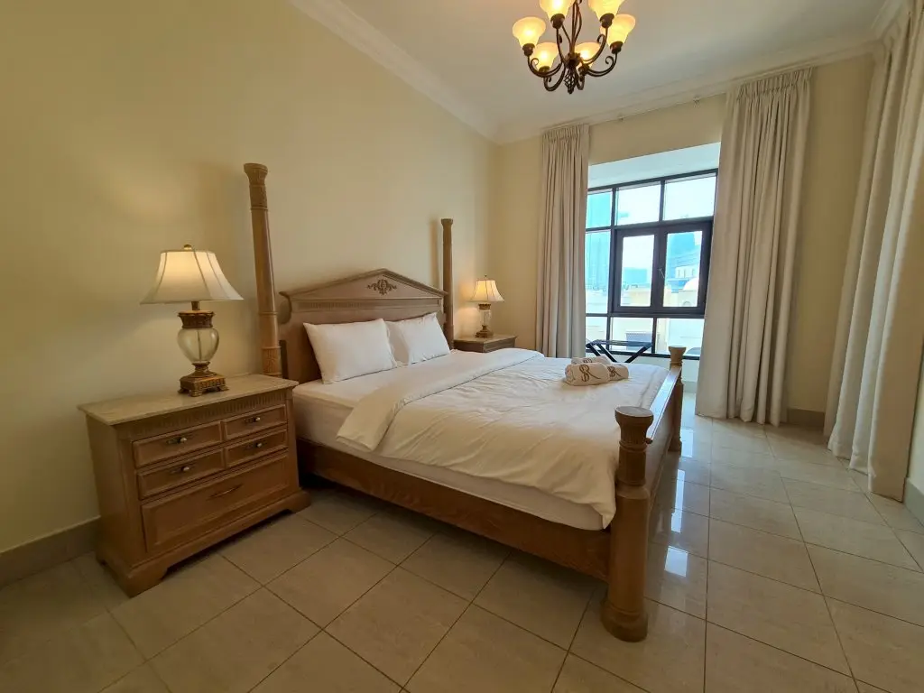 Дубай: Amazing stay at Dubai Downtown - Souk Al Bahar