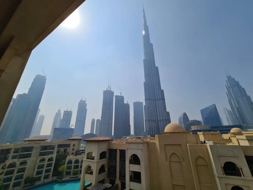 Amazing stay at Dubai Downtown - Souk Al Bahar — фото 1