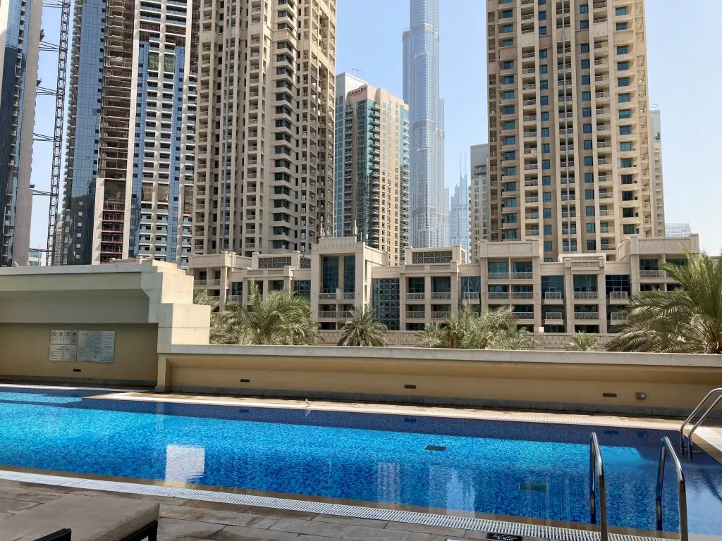 Дубай: Amazing stay at Claren Tower Downtown Dubai