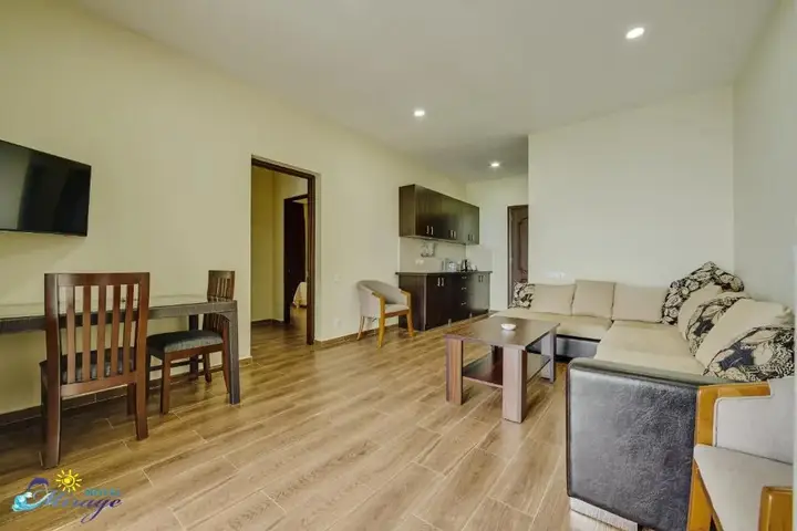 Шекветили: Mirage Hotel