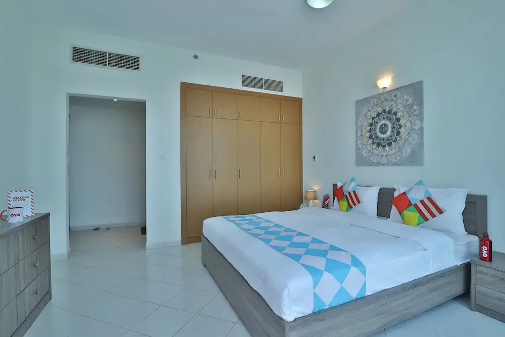 Дубай: OYO Home 263 1BHK Hub canal 1