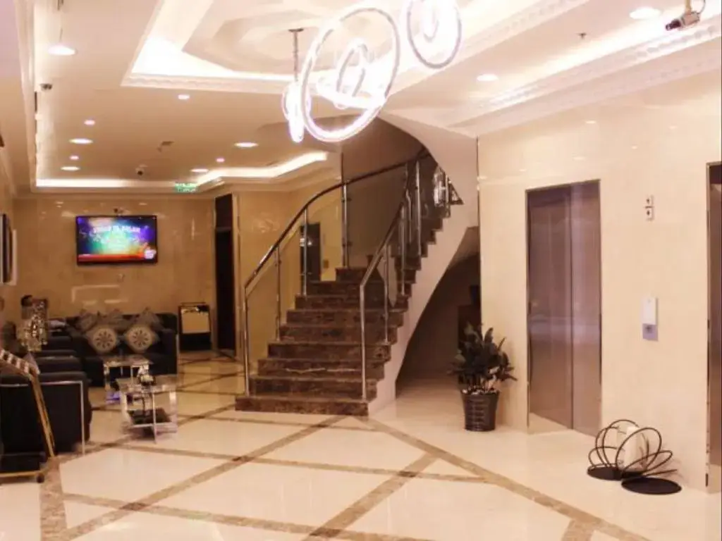 Дубай: Montreal Naif Hotel