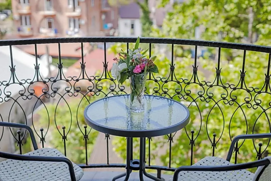 Уреки: GNS Hotel