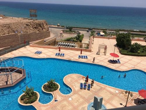 Айн-Сохна: Two-Bedroom Apartment at Porto Sokhna - Unit 10506