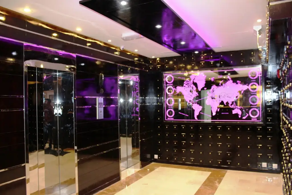Дубай: Al Khaleej Grand Hotel