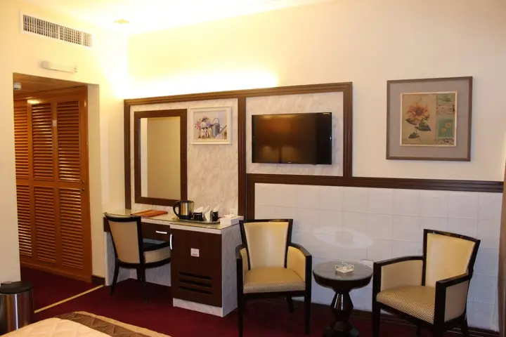 Дубай: Al Khaleej Grand Hotel