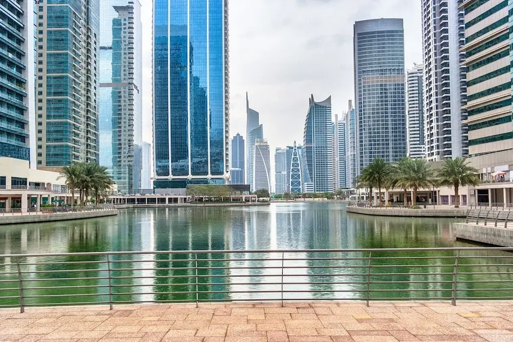 Дубай: Marco Polo - Charming & Vibrant Apartment in JLT