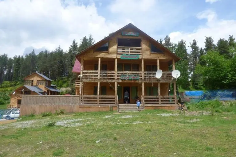 Местиа: Hotel Hatsvali