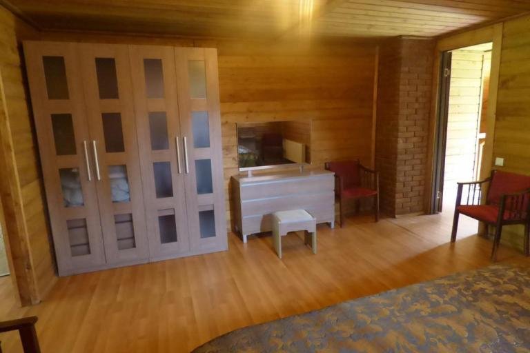 Местиа: Hotel Hatsvali