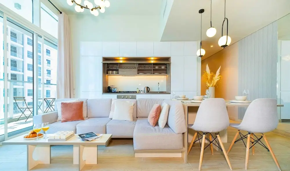 Дубай: LUX The Modern Marina Suite 2 bed
