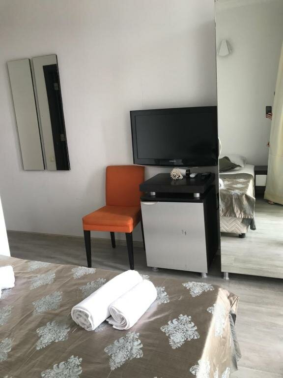 Батуми: Guesthouse Data