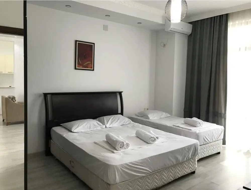 Батуми: Guesthouse Data