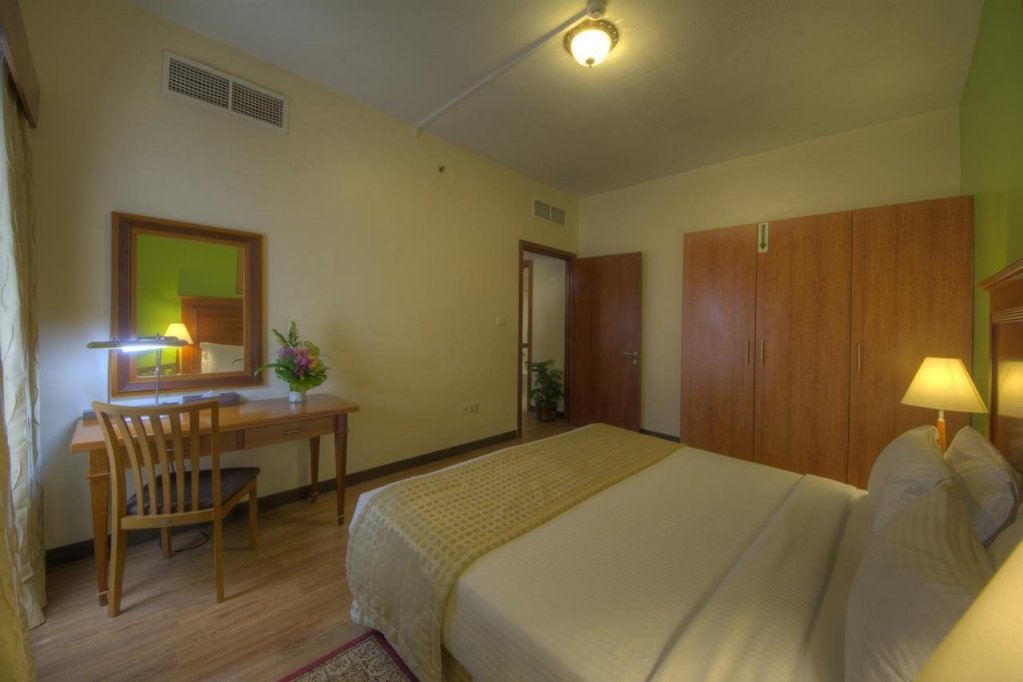 Дубай: Fortune Grand Hotel Apartment