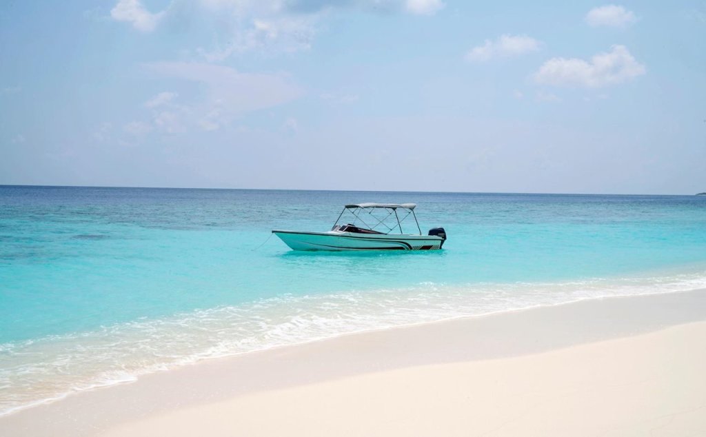 Атолл Нууну: Ocean Village Maldives