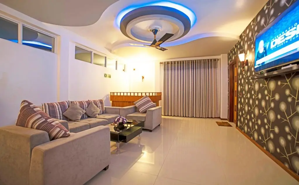 Атолл Нууну: Ocean Village Maldives