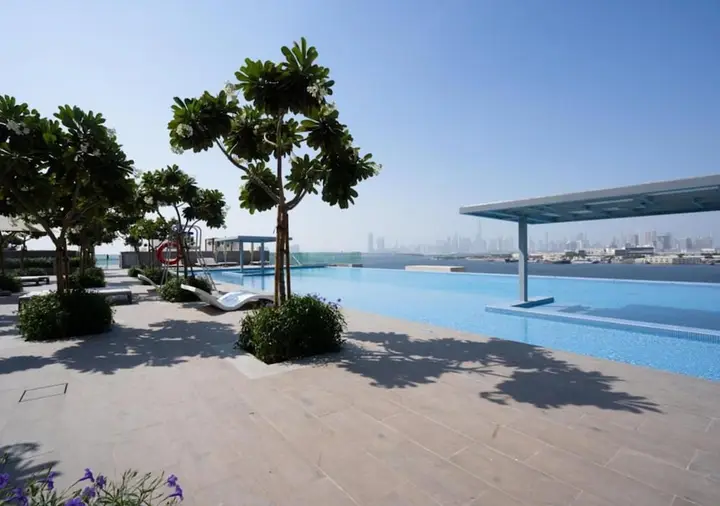 Дубай: Maison Privee - Trendy Apt on the Creek with Superb Dubai Skyline Vw