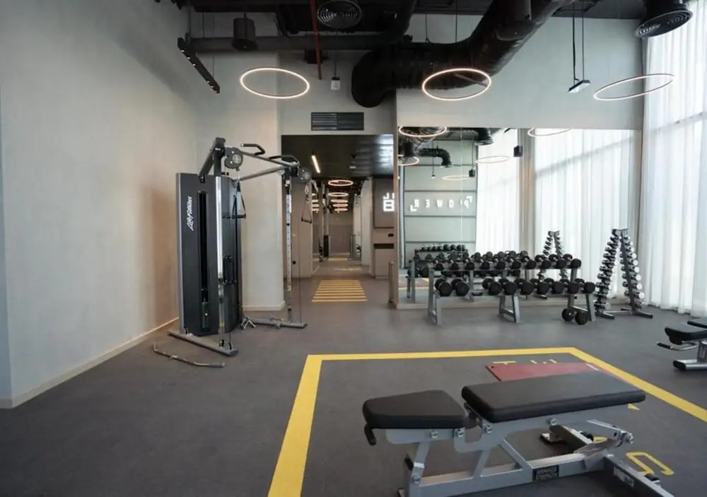 Дубай: Maison Privee - Trendy Apt on the Creek with Superb Dubai Skyline Vw